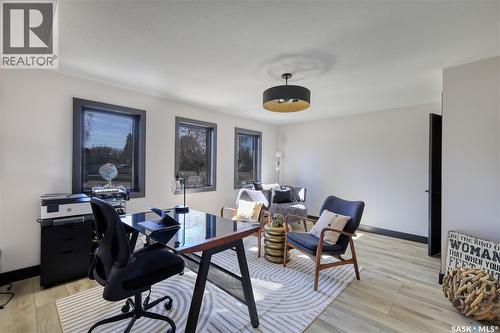 2725 Preston Avenue S, Saskatoon, SK - Indoor