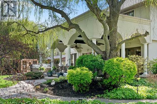 1629 Pelham Street N, Pelham (Fonthill), ON - Outdoor