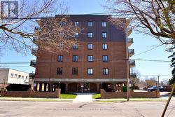 203 - 315 REGENT STREET Kingston (Central City East), ON K7L 4K7