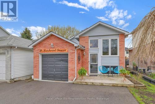 19 MARCHWOOD CRESCENT  Clarington (Bowmanville), ON L1C 4K1