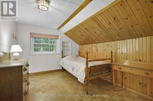 249 Halls Mill Road, London South (South B), ON - Indoor Photo Showing Bedroom