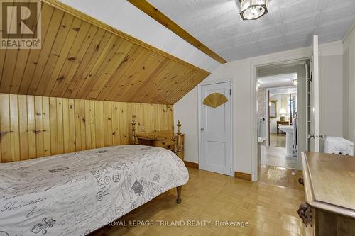249 Halls Mill Road, London South (South B), ON - Indoor Photo Showing Bedroom