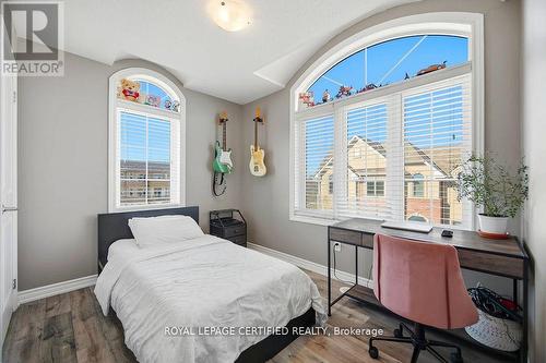 75 Borers Creek Circle, Hamilton, ON - Indoor Photo Showing Bedroom