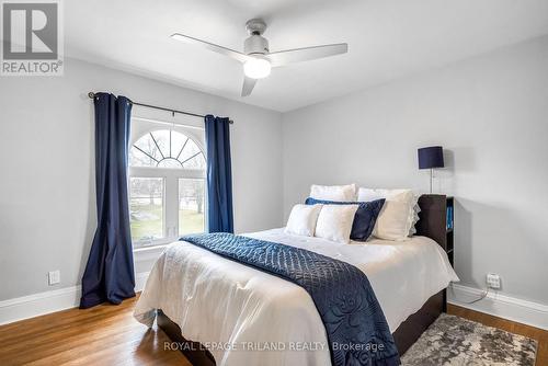 75 Chester Street, St. Thomas, ON - Indoor Photo Showing Bedroom