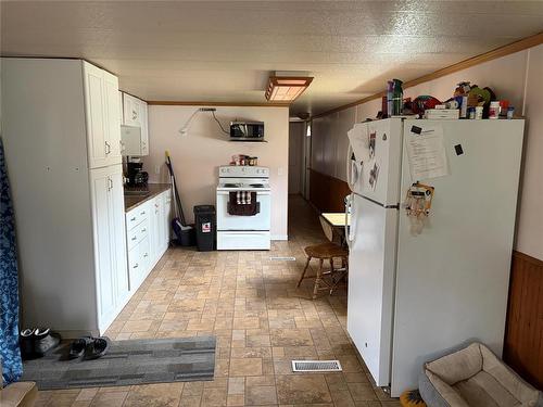 1 Mobile Street, Carman, MB - Indoor