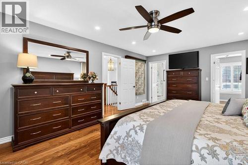 89 Stonegate Drive, Ancaster, ON - Indoor Photo Showing Bedroom