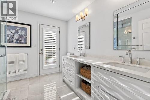 89 Stonegate Drive, Ancaster, ON - Indoor Photo Showing Bathroom