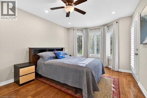 89 Stonegate Drive, Ancaster, ON - Indoor Photo Showing Bedroom