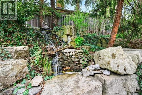 89 Stonegate Drive, Ancaster, ON - Outdoor
