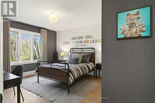 6472 Mcniven Court, Burlington, ON - Indoor Photo Showing Bedroom
