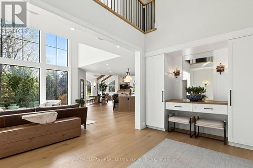 6472 Mcniven Court, Burlington, ON - Indoor