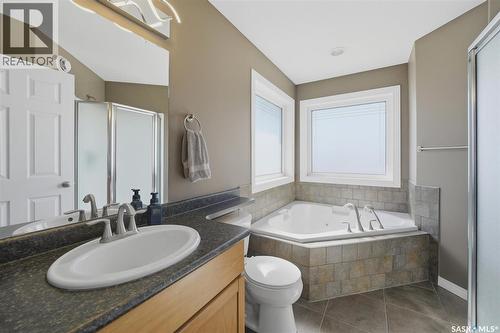231 Willowgrove Boulevard, Saskatoon, SK - Indoor Photo Showing Bathroom