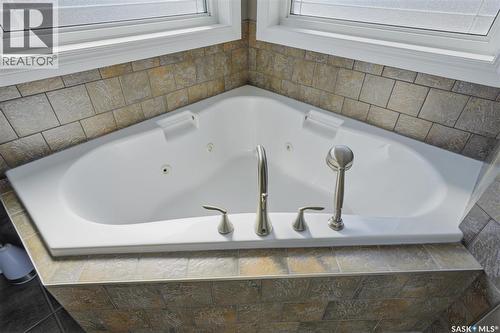 231 Willowgrove Boulevard, Saskatoon, SK - Indoor Photo Showing Bathroom