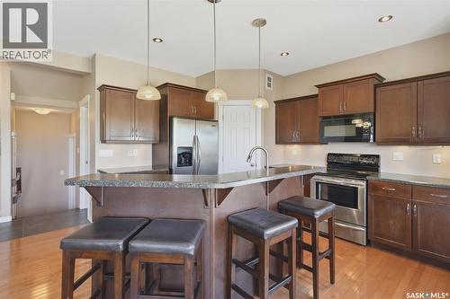 231 Willowgrove Boulevard, Saskatoon, SK - Indoor Photo Showing Kitchen