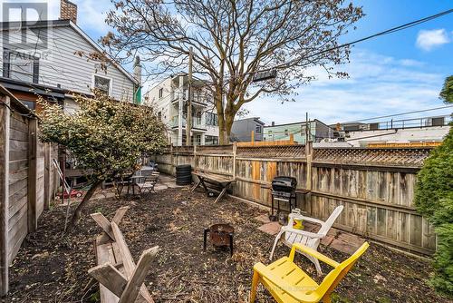 11 Foxley Street, Toronto, ON - Outdoor