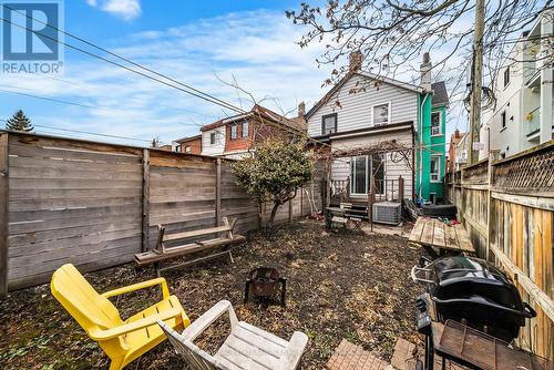 11 Foxley Street, Toronto, ON - Outdoor