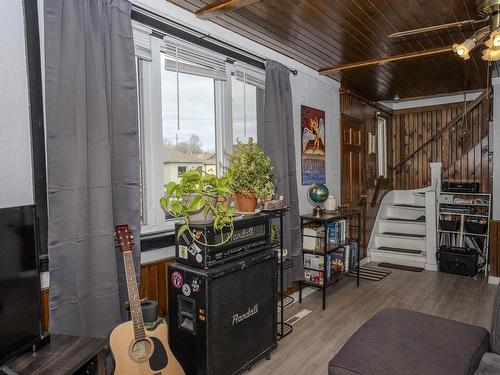 492 Brock Street E, Thunder Bay, ON 