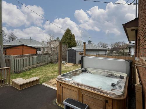 427 Frontenac Bay, Thunder Bay, ON - Outdoor