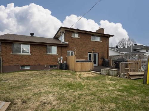 427 Frontenac Bay, Thunder Bay, ON - Outdoor With Deck Patio Veranda With Exterior