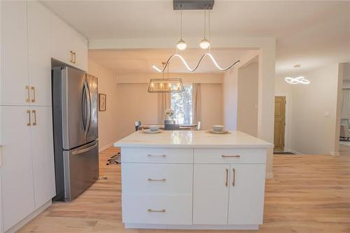 9 Radburn Pl, Winnipeg, MB 