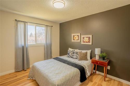 9 Radburn Pl, Winnipeg, MB 