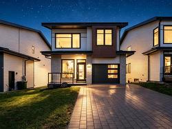 26 Serotina Lane  Bedford, NS B4B 0Y3
