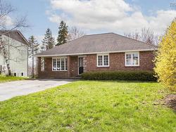 19 Columbo Drive  Dartmouth, NS B2X 3M1