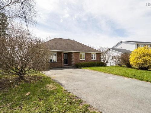 19 Columbo Drive, Dartmouth, NS 