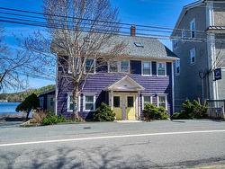 2 601 Main Street  Mahone Bay, NS B0J 2E0