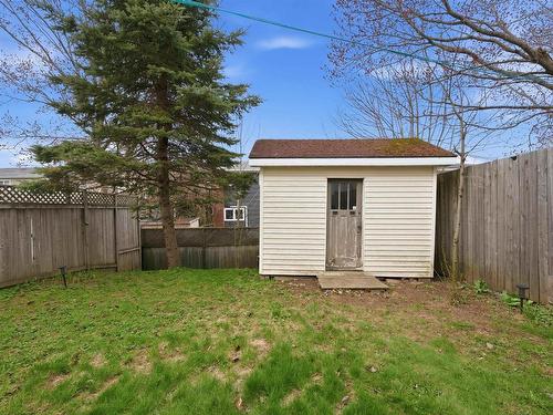 18 Roblea Drive, Dartmouth, NS 