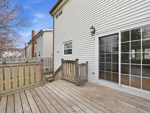 18 Roblea Drive, Dartmouth, NS 