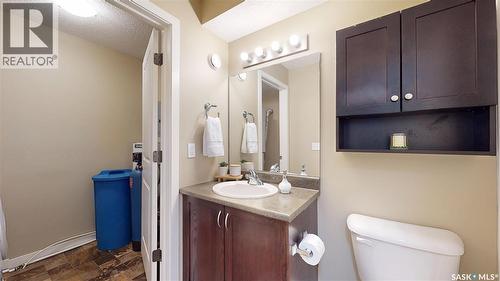 29 5545 Blake Crescent, Regina, SK - Indoor Photo Showing Bathroom