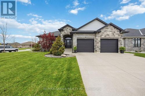 233 PAOLO STREET  Sarnia, ON N7S 0C8