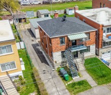 3055  - 3059 Rue Cousineau Montréal (Saint-Laurent), QC H4K 1P3