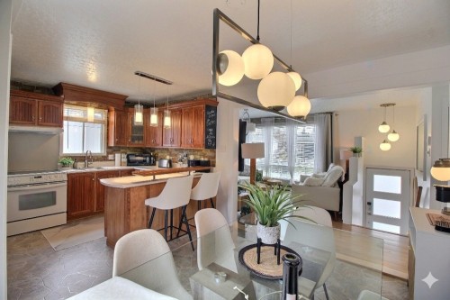 Vue d'ensemble - 641  - 645 Rue Du Rivage, Val-D'Or, QC - Indoor Photo Showing Dining Room