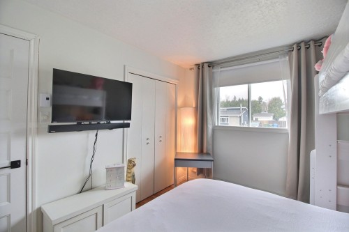 Chambre à coucher - 641  - 645 Rue Du Rivage, Val-D'Or, QC - Indoor Photo Showing Bedroom