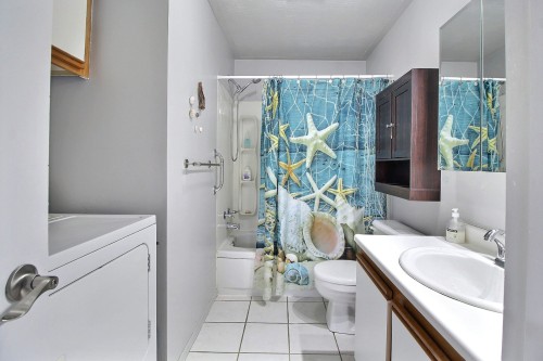 Salle de bains - 641  - 645 Rue Du Rivage, Val-D'Or, QC - Indoor Photo Showing Bathroom