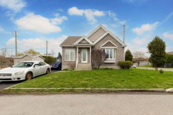 650 Rue Rodolphe-Fournier Marieville, QC J3M 1S5