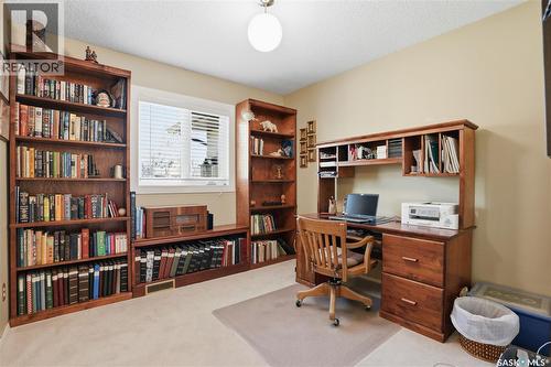 239 Stechishin Crescent, Saskatoon, SK - Indoor Photo Showing Office