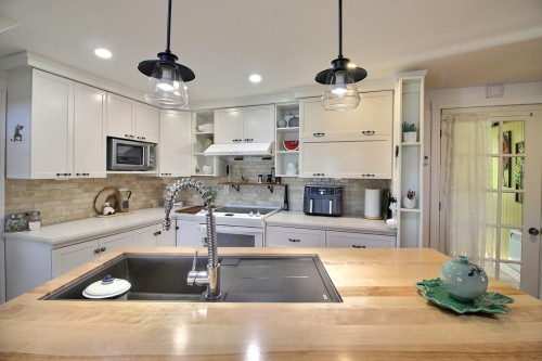 Cuisine - 71 Rue Fleurie, La Malbaie, QC - Indoor Photo Showing Kitchen