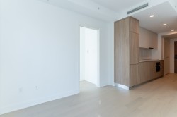 1610-1518 Rue Sherbrooke O. Montréal (Ville-Marie), QC H3G 0S1