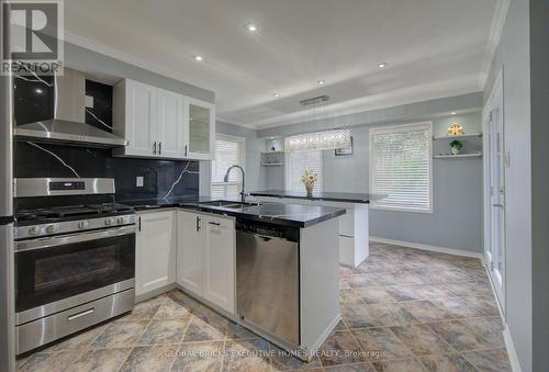 35 Attwood Drive, Cambridge, ON - Indoor Photo Showing Kitchen
