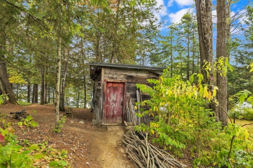 Shed - 100 Ch. Daly, Mayo, QC - Outdoor