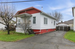 125 Rue Laroche  Salaberry-De-Valleyfield, QC J6T 2X3