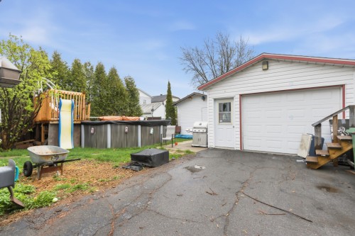 Cour - 125 Rue Laroche, Salaberry-De-Valleyfield, QC - Outdoor With Exterior