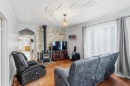 Salon - 125 Rue Laroche, Salaberry-De-Valleyfield, QC  - Indoor Photo Showing Living Room 