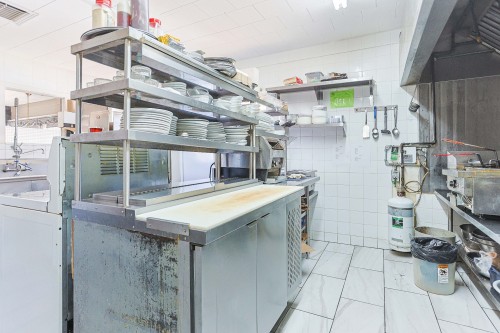 Cuisine - 390  - 392 Route 153, Saint-Tite, QC 