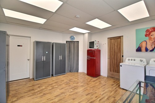 Vue d'ensemble - 1170  - B 8E Rue, Val-D'Or, QC - Indoor Photo Showing Laundry Room