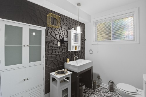 Bathroom - 151 Rue Madaire, Gatineau (Aylmer), QC - Indoor Photo Showing Bathroom