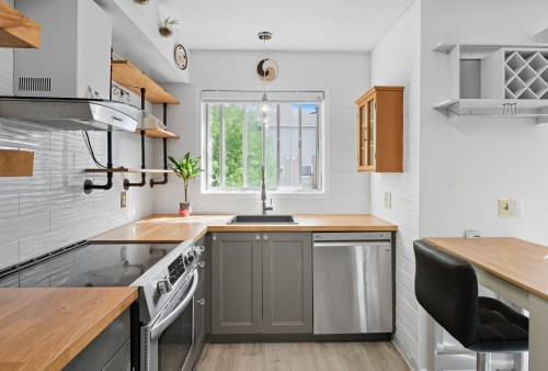 Kitchen - 151 Rue Madaire, Gatineau (Aylmer), QC - Indoor Photo Showing Kitchen